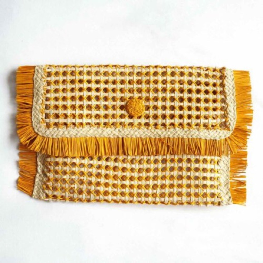 Wayuu Tribe Colombian Nazca Palm Straw Clutch